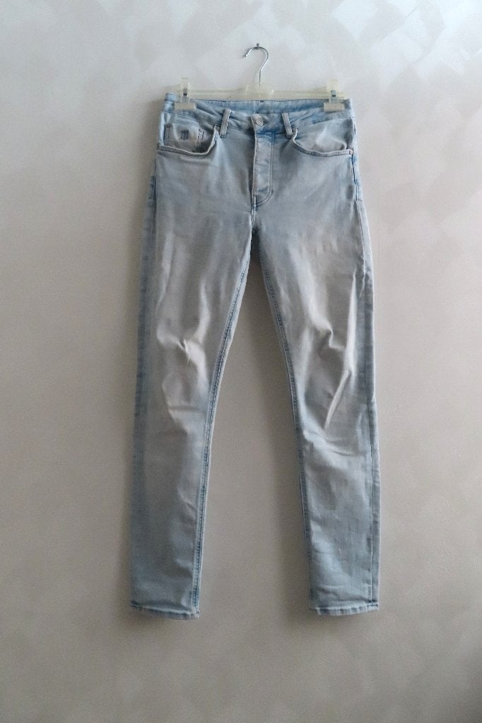 Jeans Lichtblauw Daily Aesthetikz mt W30 L32 (J47), Blauw, W32 (confectie 46) of kleiner, Ophalen of Verzenden, Zo goed als nieuw