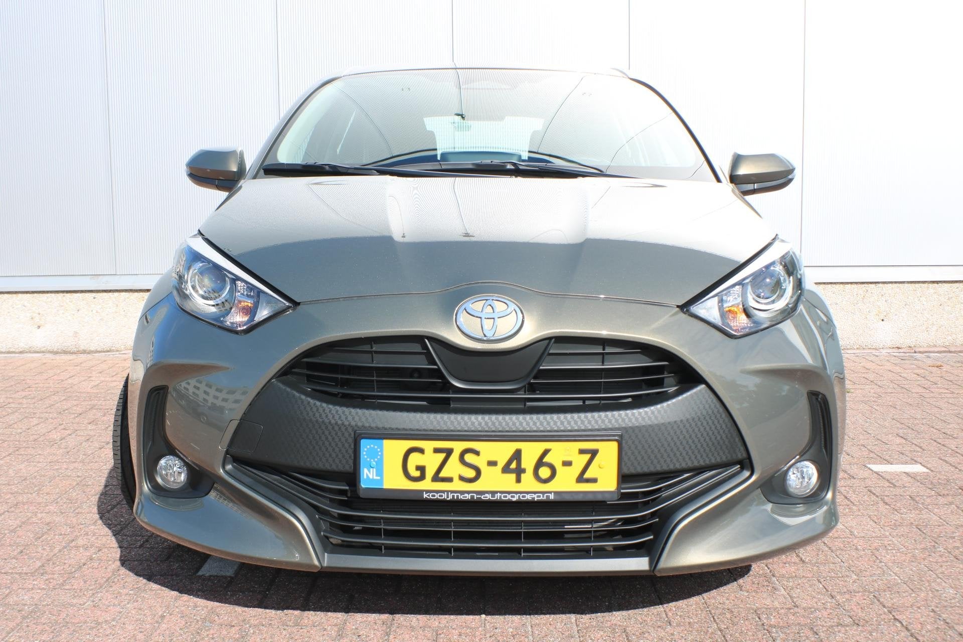 Toyota Yaris 1.5 Hybrid 115 Active / Automaat / Camera / L.M, Auto's, Dealer onderhouden, Gebruikt, Bedrijf, 26 km/l
