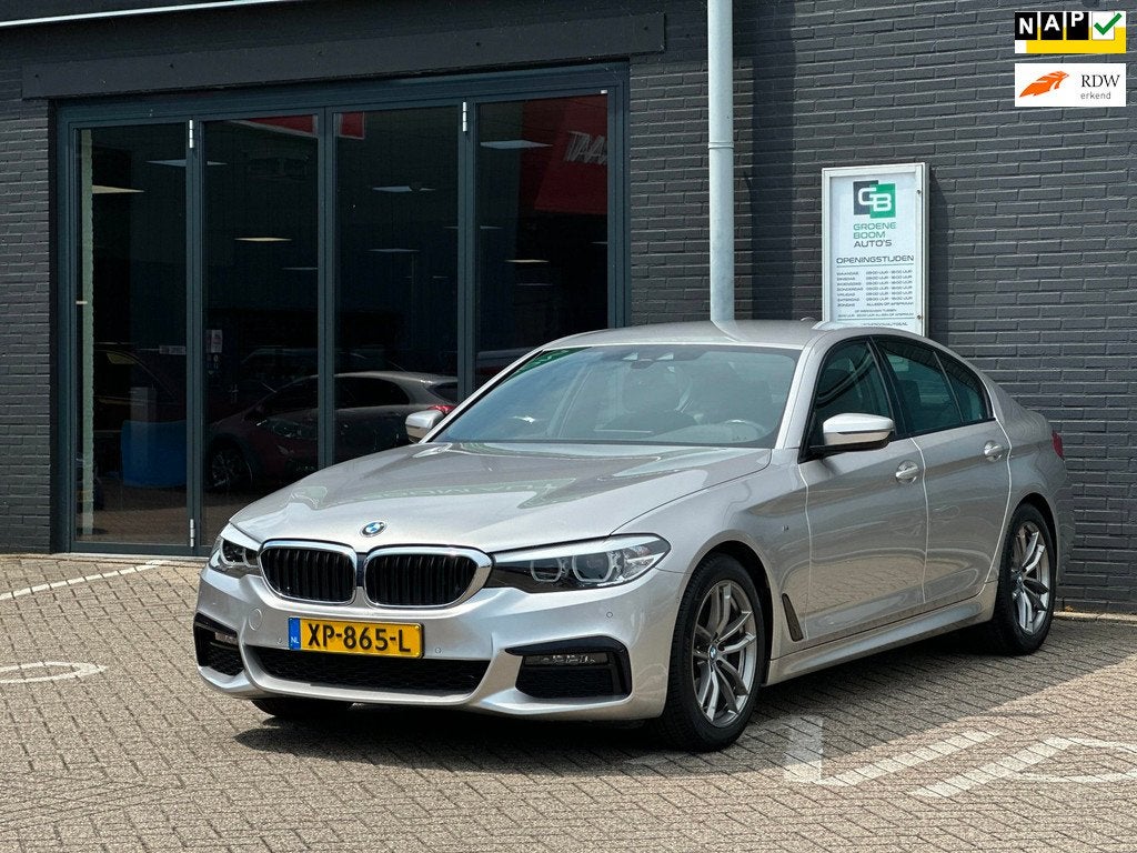 BMW 5-serie 520i Corporate Lease Executive/M-PAKKET/NAVI/NL-, Auto's, BMW, Automaat, 1998 cc, Achterwielaandrijving, Gebruikt