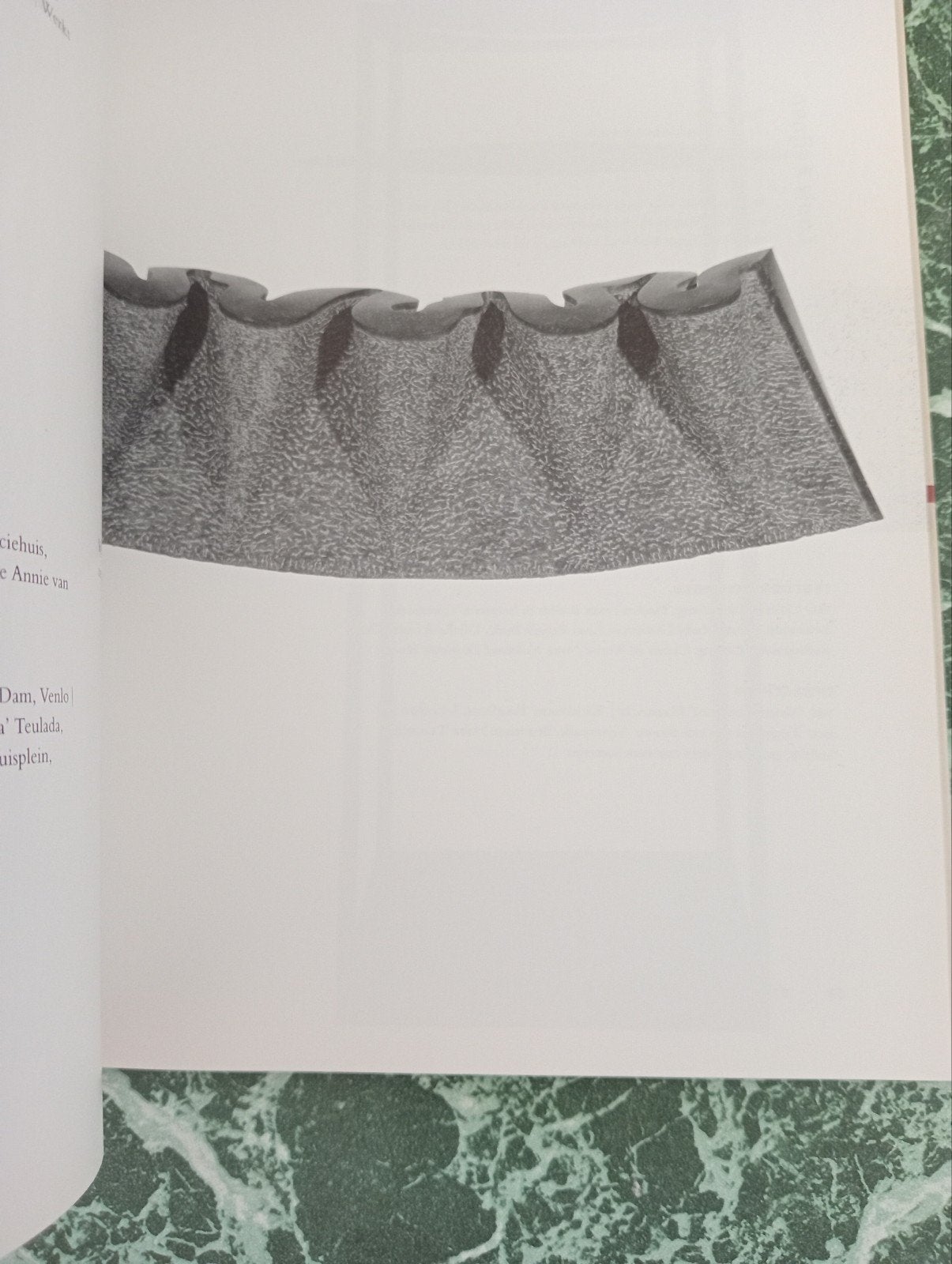 Steen: Beelden in Brunssum II - Kunstboek, Ophalen of Verzenden