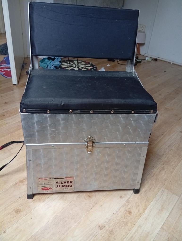 Aluminium viskoffer met zitje - Zo goed als nieuw, Ophalen, Zo goed als nieuw, Koffer of Tas