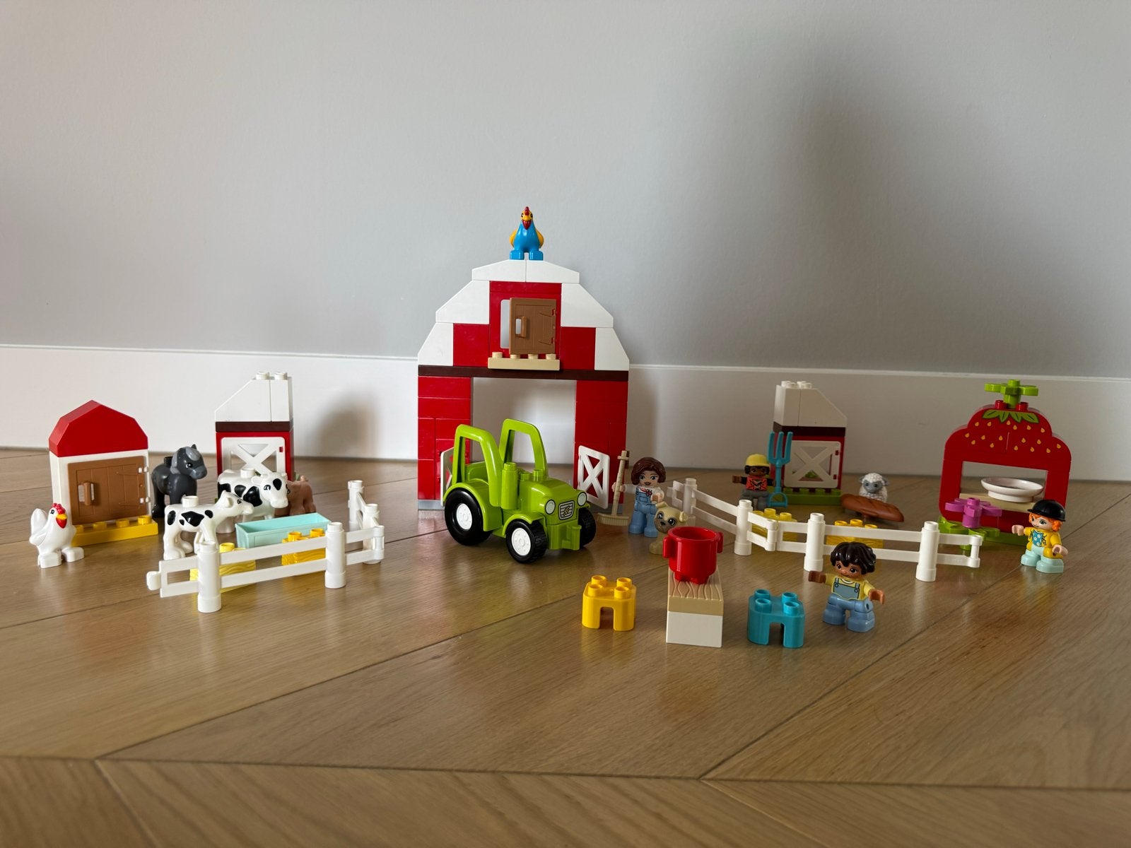 LEGO DUPLO Schuur, tractor & boerderijdieren (10952), Ophalen, Zo goed als nieuw, Compleet, Duplo