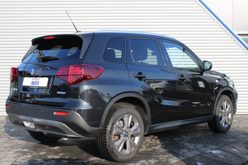 Suzuki Vitara 1.4 Boosterjet Select SmartHybrid | Navigatie, Auto's, Voorwielaandrijving, Stof, Gebruikt, Zwart
