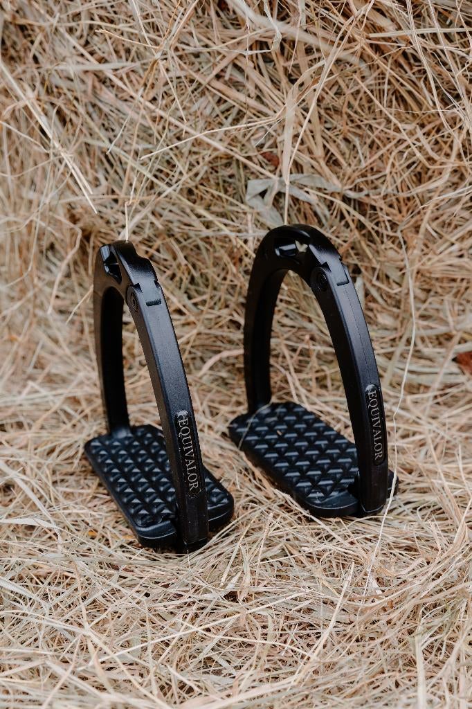 EquiValor Comfort Pro veiligheidsbeugels – veilig & stabiel, Dieren en Toebehoren, Paarden en Pony's | Overige Paardenspullen