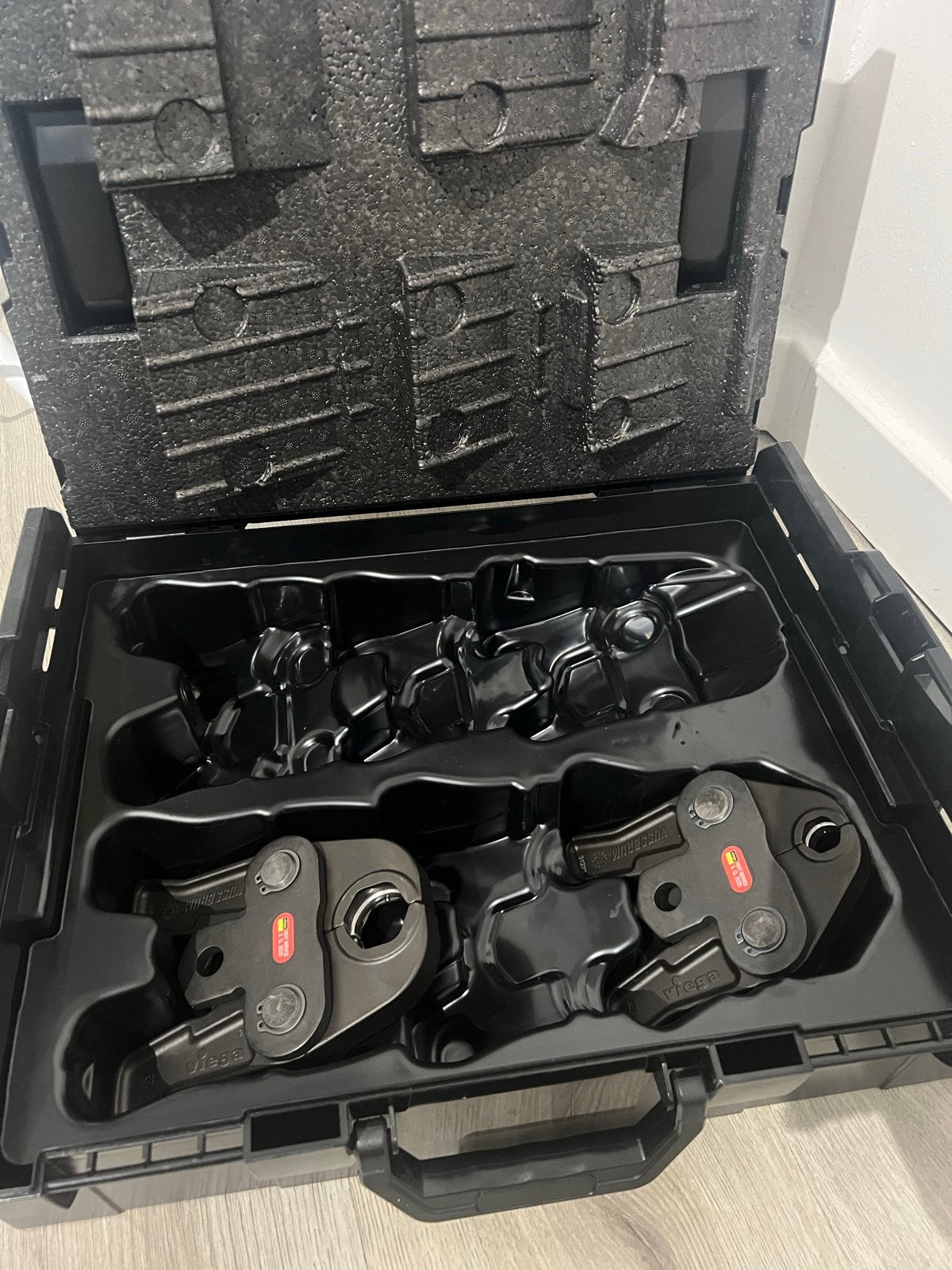 Viega Pressgun 6 Plus Accu Persmachine met Persbekken, Doe-het-zelf en Verbouw, Gereedschap | Handgereedschap, Ophalen, Nieuw