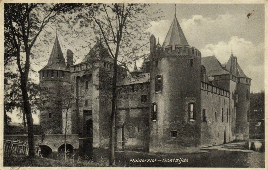 Muiderslot, Oostzijde - ongelopen, Ophalen of Verzenden, 1940 tot 1960, Ongelopen, Noord-Holland