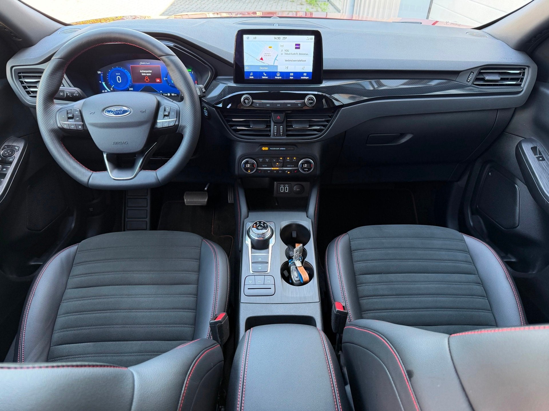 Ford Kuga 2.5 PHEV ST-Line X 225pk B&O Winter Pack Camera Ga, Auto's, Gebruikt, Zwart, 4 cilinders, Origineel Nederlands