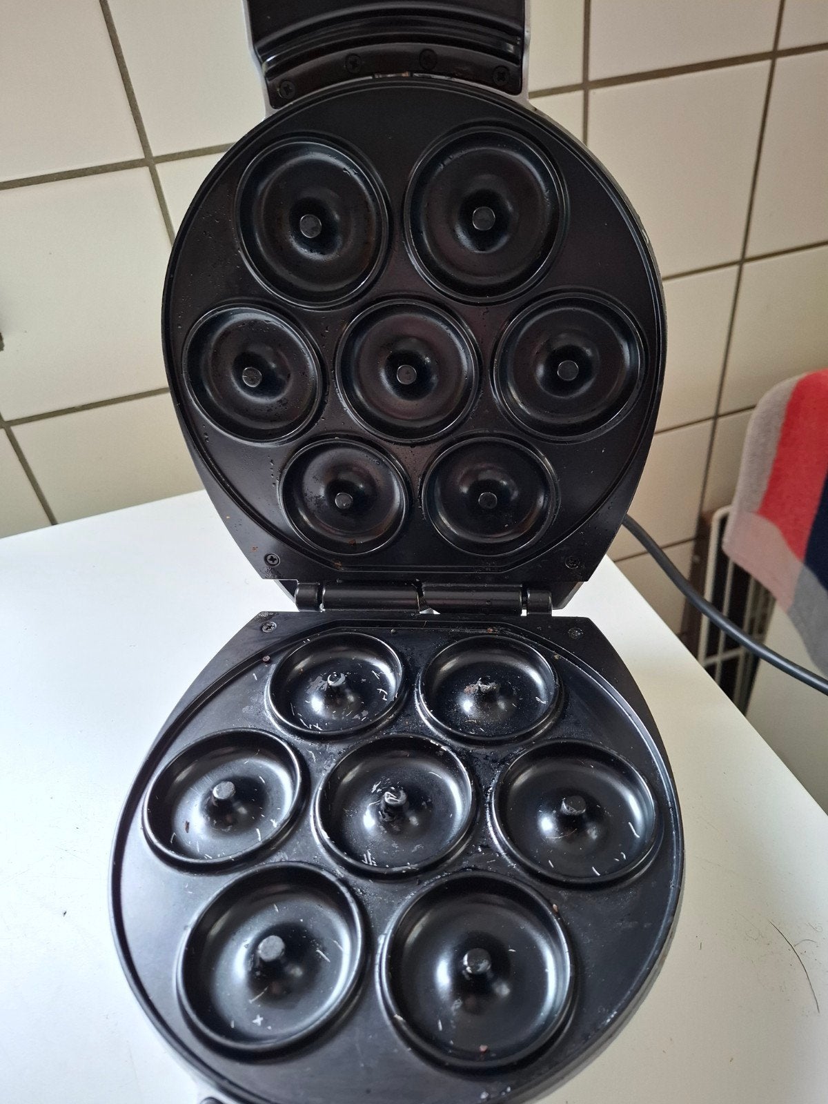 Donutmaker voor kleine donuts, Ophalen of Verzenden, Gebruikt, Bakvorm