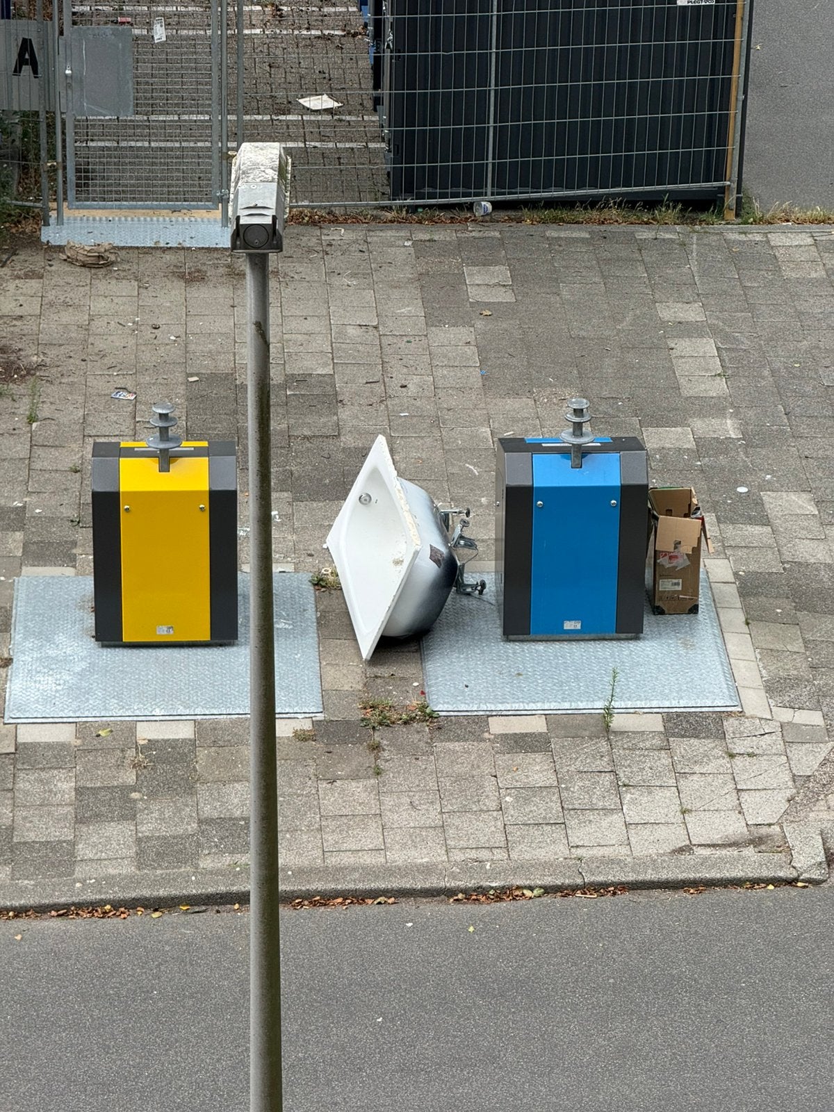 Oud ijzer badkuip, Ophalen of Verzenden, Gebruikt, 250 mm of meer, Overige typen