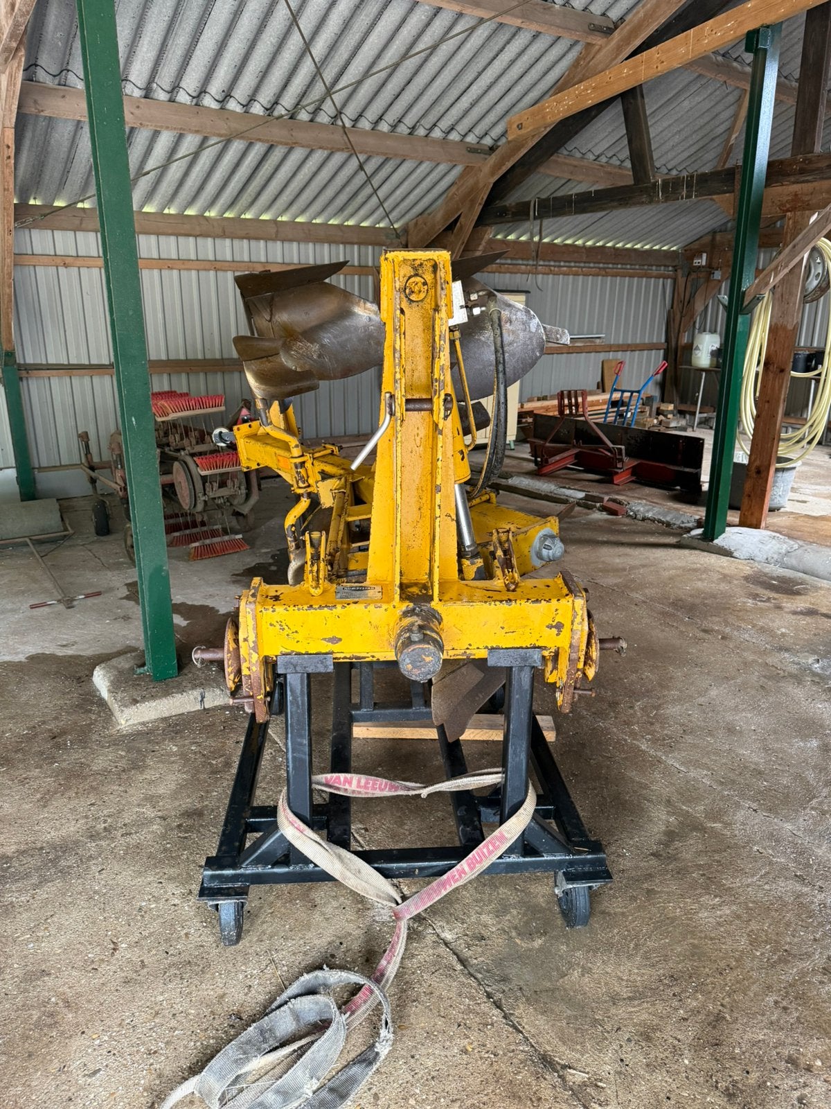 2 scharige  Wentel Ploeg, Ophalen, Grondbewerking