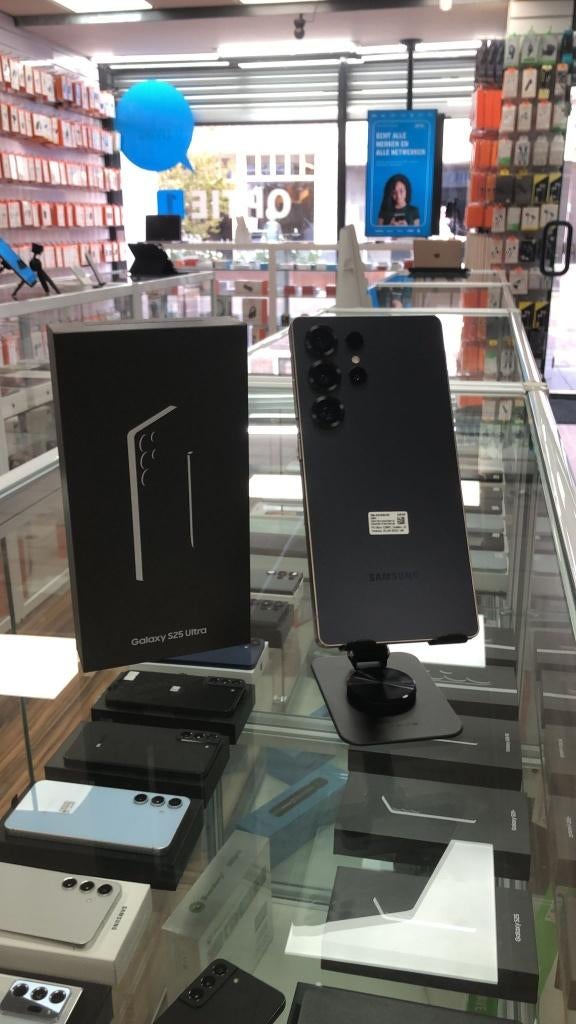 Samsung Galaxy S26   / Samsung galaxy S25   256GB, Ophalen, Zo goed als nieuw, Overige typen, Samsung