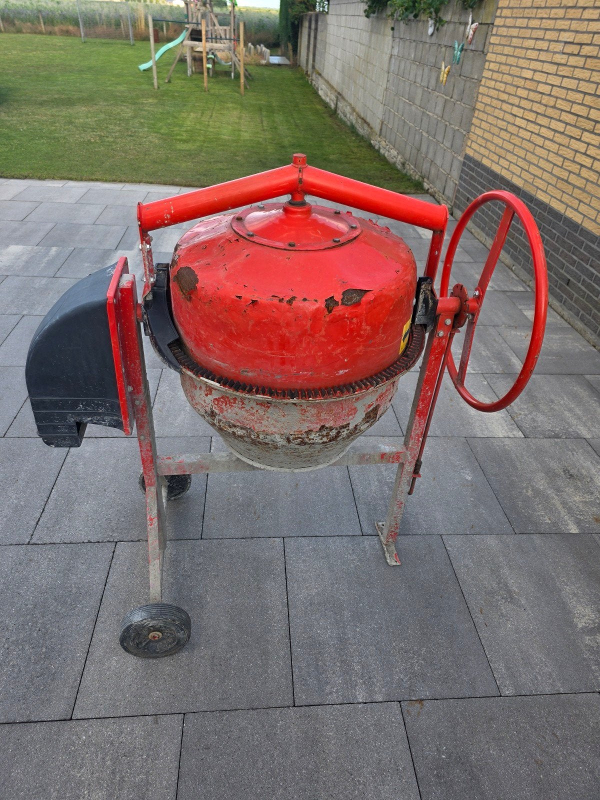 Gebruikte cementmolen / betonmixer, Doe-het-zelf en Verbouw, Ophalen, Gebruikt
