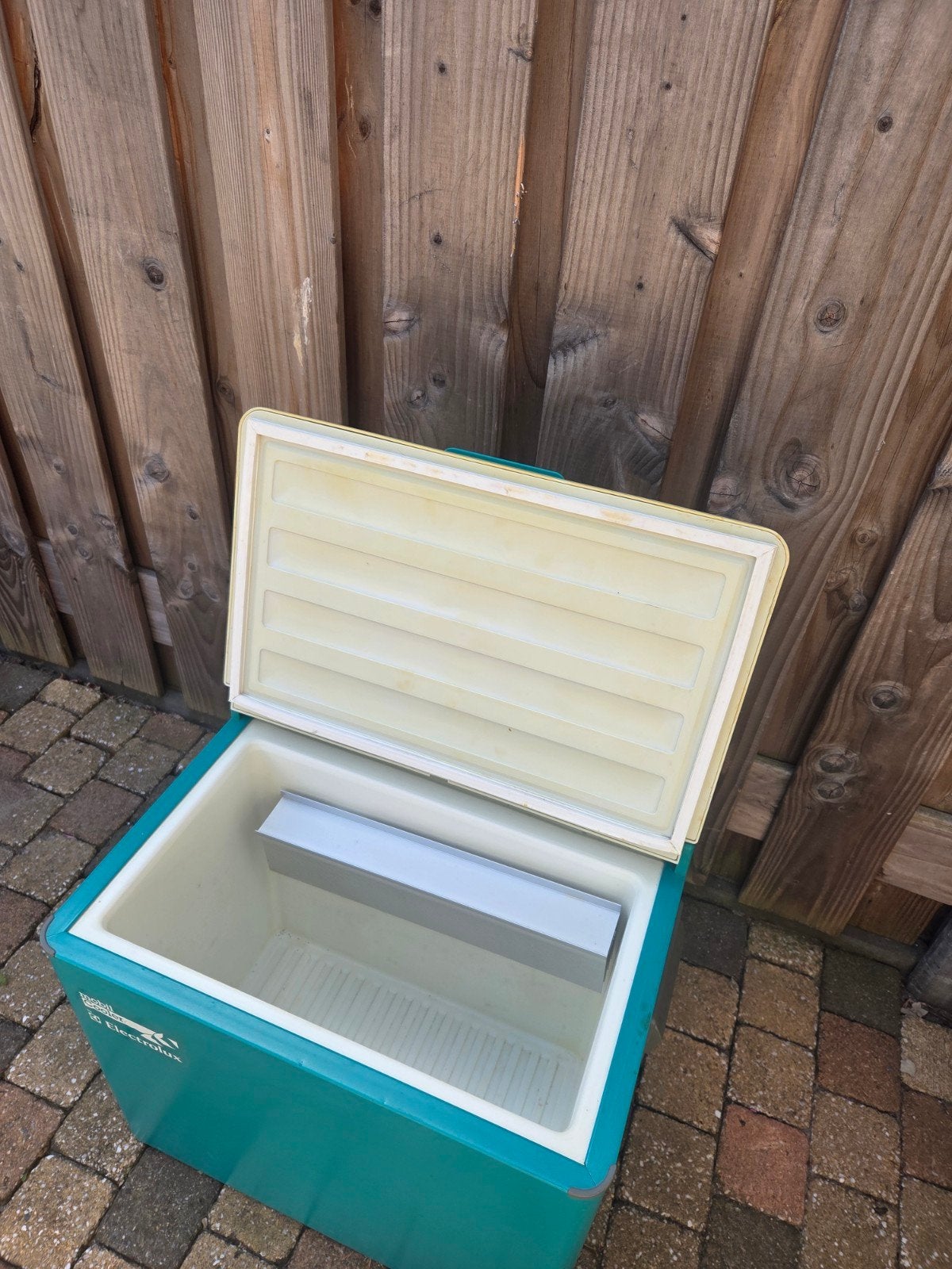 Te koop nette Electrolux camping koelbox 12V, 230V, Gas, Ophalen, Zo goed als nieuw, Elektrisch