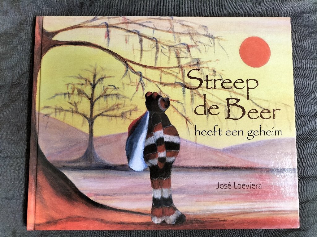 José Loeviera - Streep de Beer heeft een geheim, Boeken, Fictie algemeen, Jongen of Meisje, José Loeviera, Ophalen of Verzenden