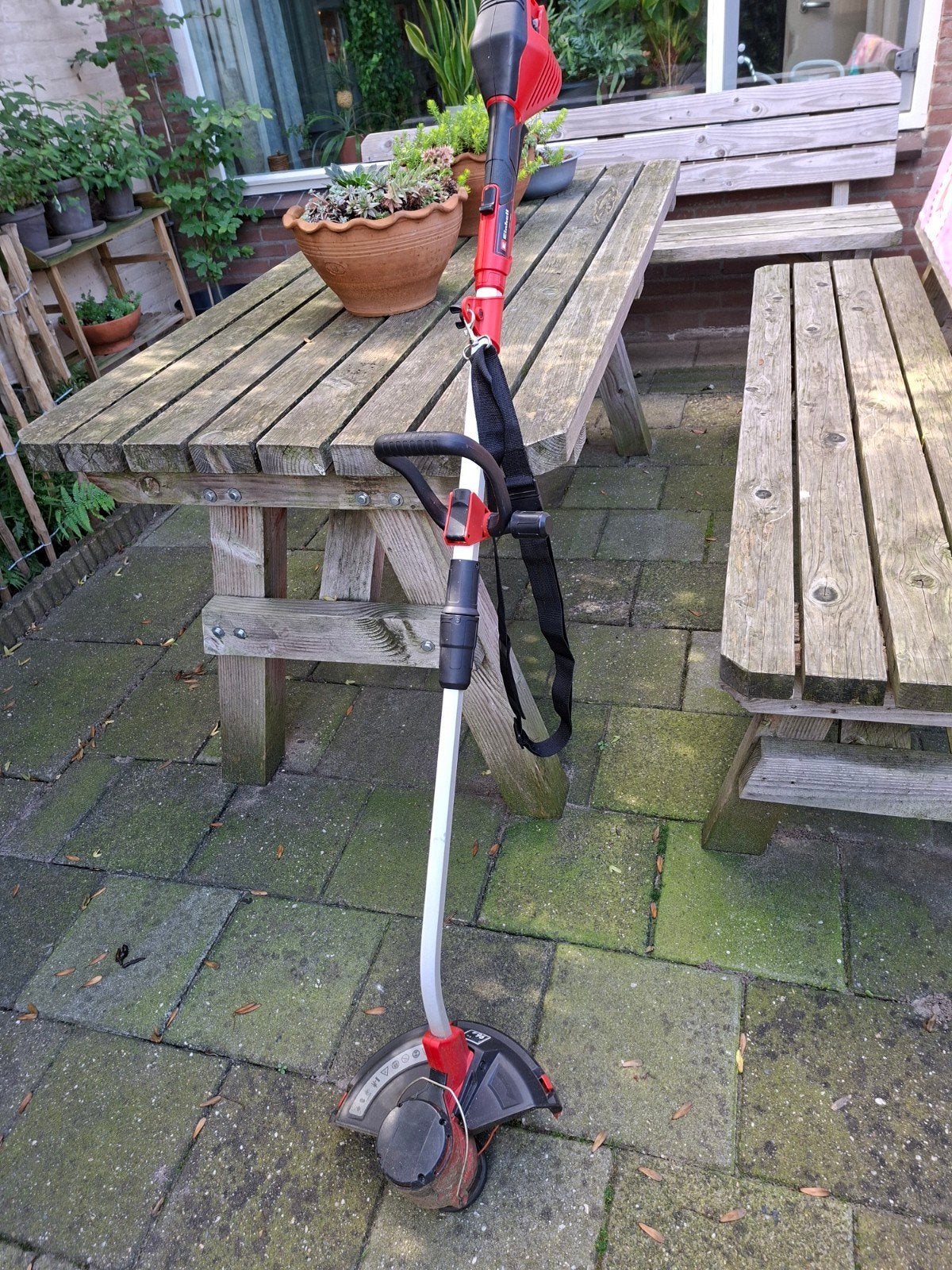 Einhell bosmaaier/grastrimmer, Ophalen, Zo goed als nieuw, Accu