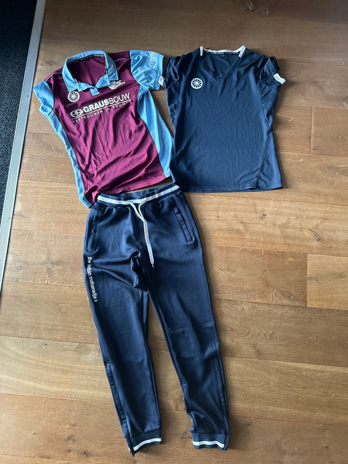 HC Nova Hockey kleding - Shirts (S, 176) & Broek (164), Meerkleurig, Overige typen, Ophalen of Verzenden, Maat 36 (S)