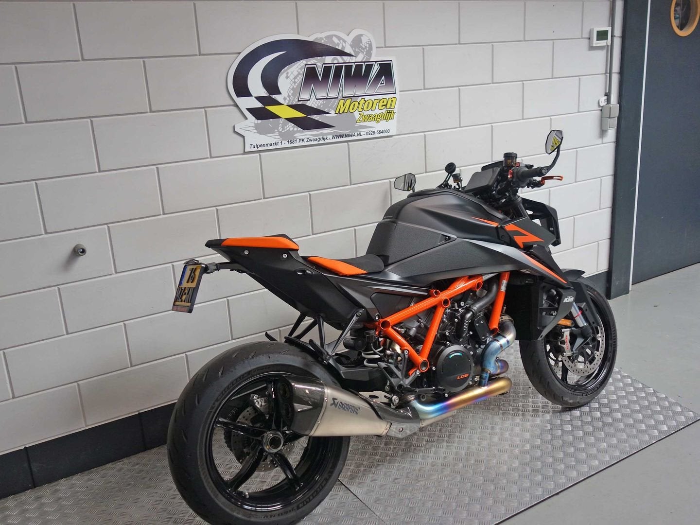 KTM 1390 Superduke R EVO, 2 cilinders, KTM, Motorrijbewijs A, Bedrijf