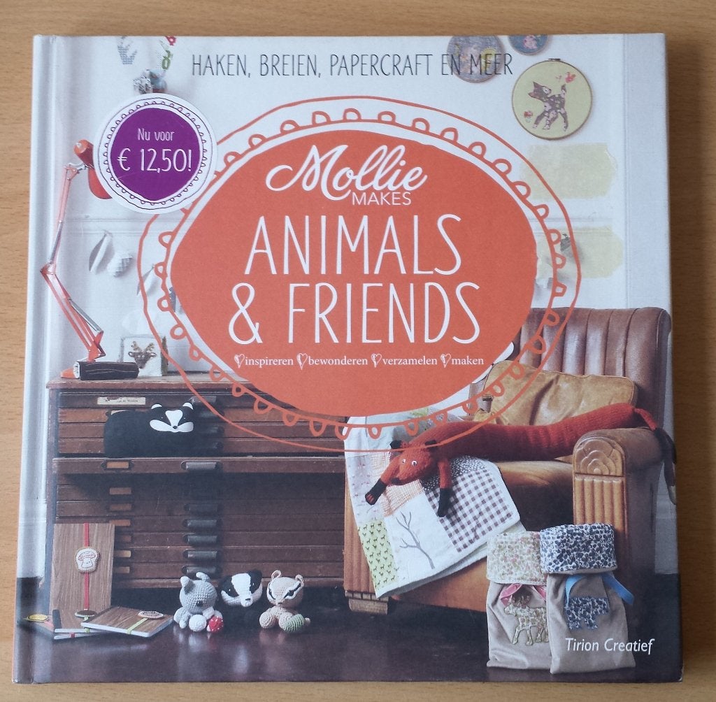 Mollie Makes Animals & Friends - Haken, Breien, Papercraft, Gebruikt, Mollie Makes, Breien of Haken, Ophalen of Verzenden
