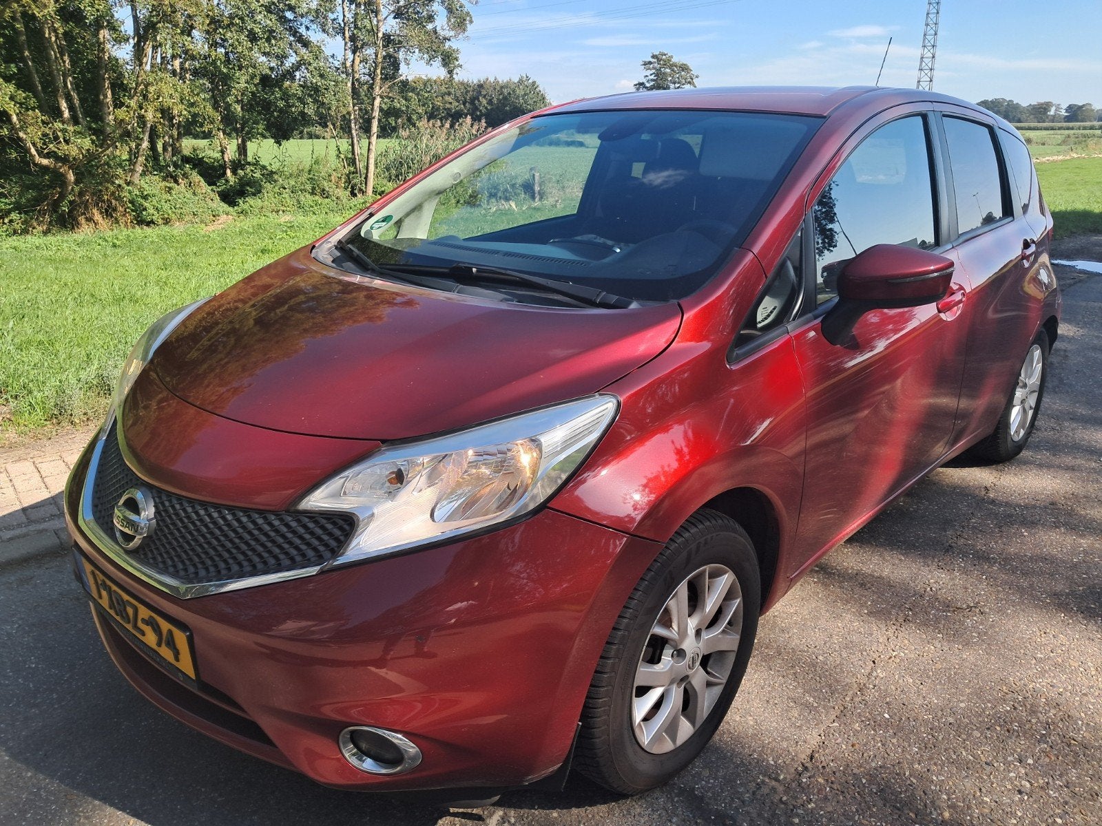 Nissan Note 1.2 59KW/80PK 2014 Rood, Auto's, Stof, 980 kg, Zwart, 1198 cc