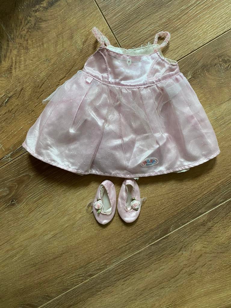 Baby Born jurkje met bijpassende schoentjes, Ophalen of Verzenden, Zo goed als nieuw, Babypop
