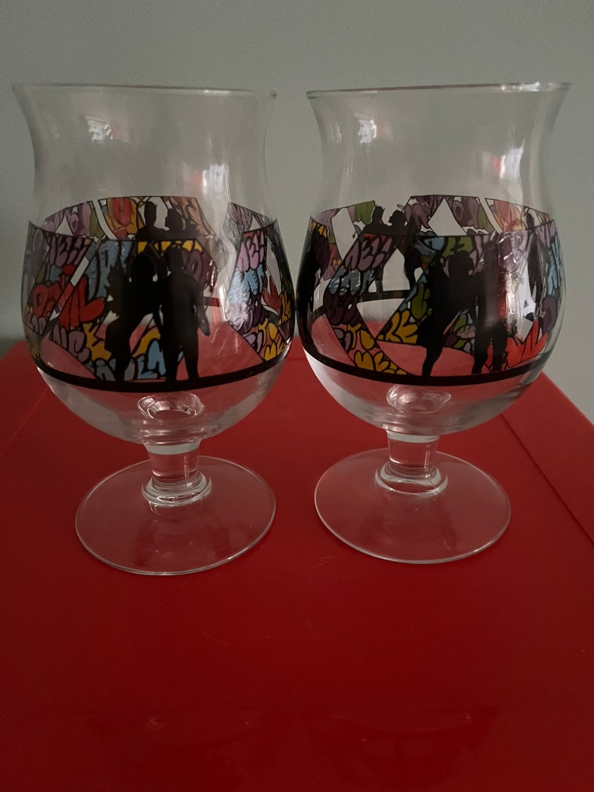 MANUEL SEIKRITT. —  FAKE. —  DUVEL GLAS., Verzamelen, Biermerken, Ophalen of Verzenden, Zo goed als nieuw, Glas of Glazen, Duvel