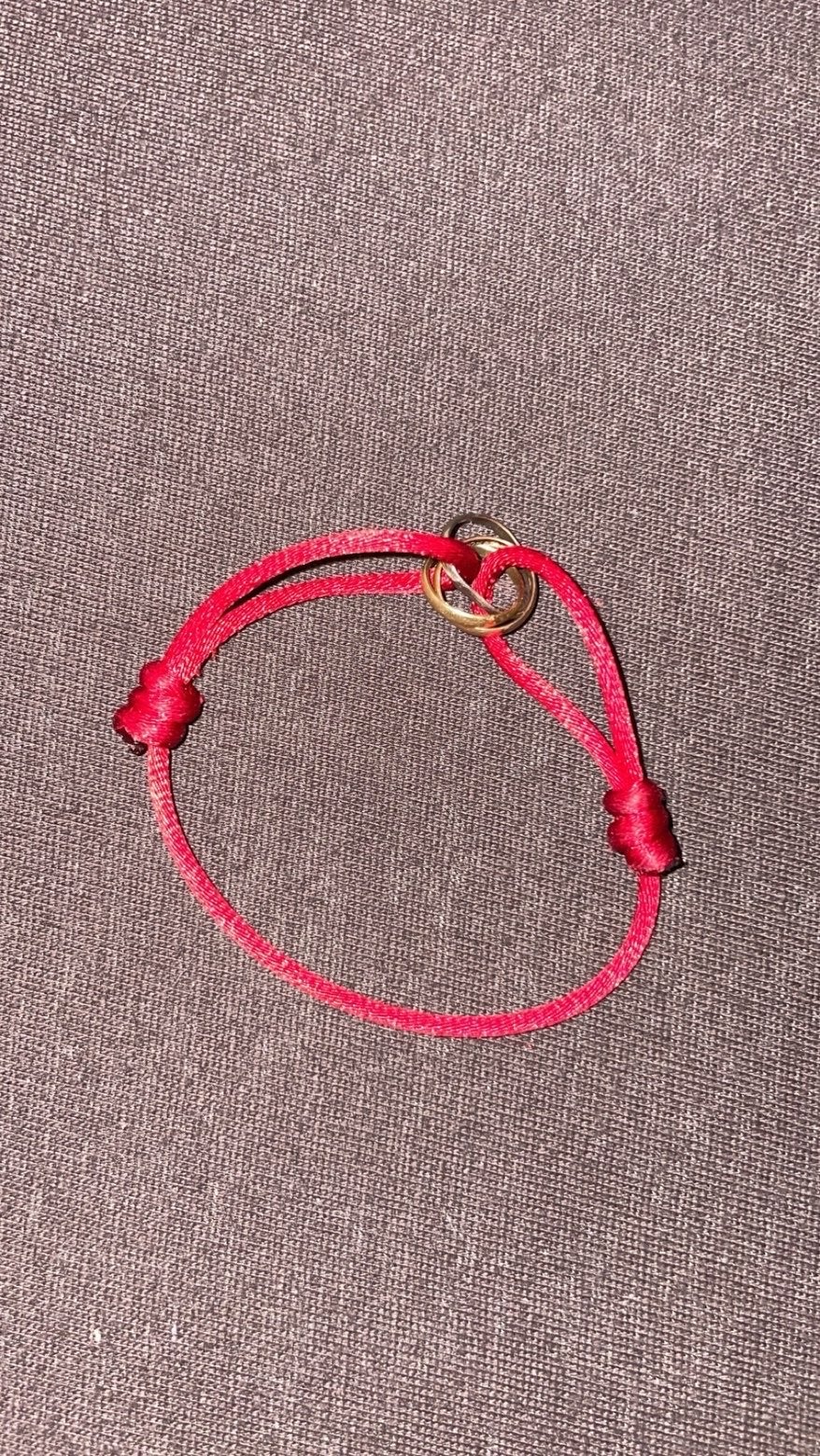 Cartier Trinity Armband Goud, Brons, Zilver ringen Rode band, Ophalen, Zo goed als nieuw, Rood, Goud