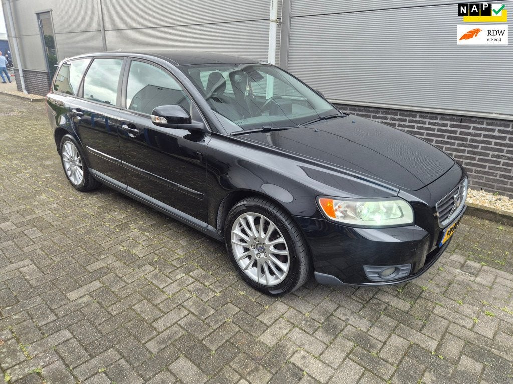 Volvo V50 2.0 - nap - apk 28-2-2027, Auto's, Voorwielaandrijving, 1350 kg, Gebruikt, Zwart