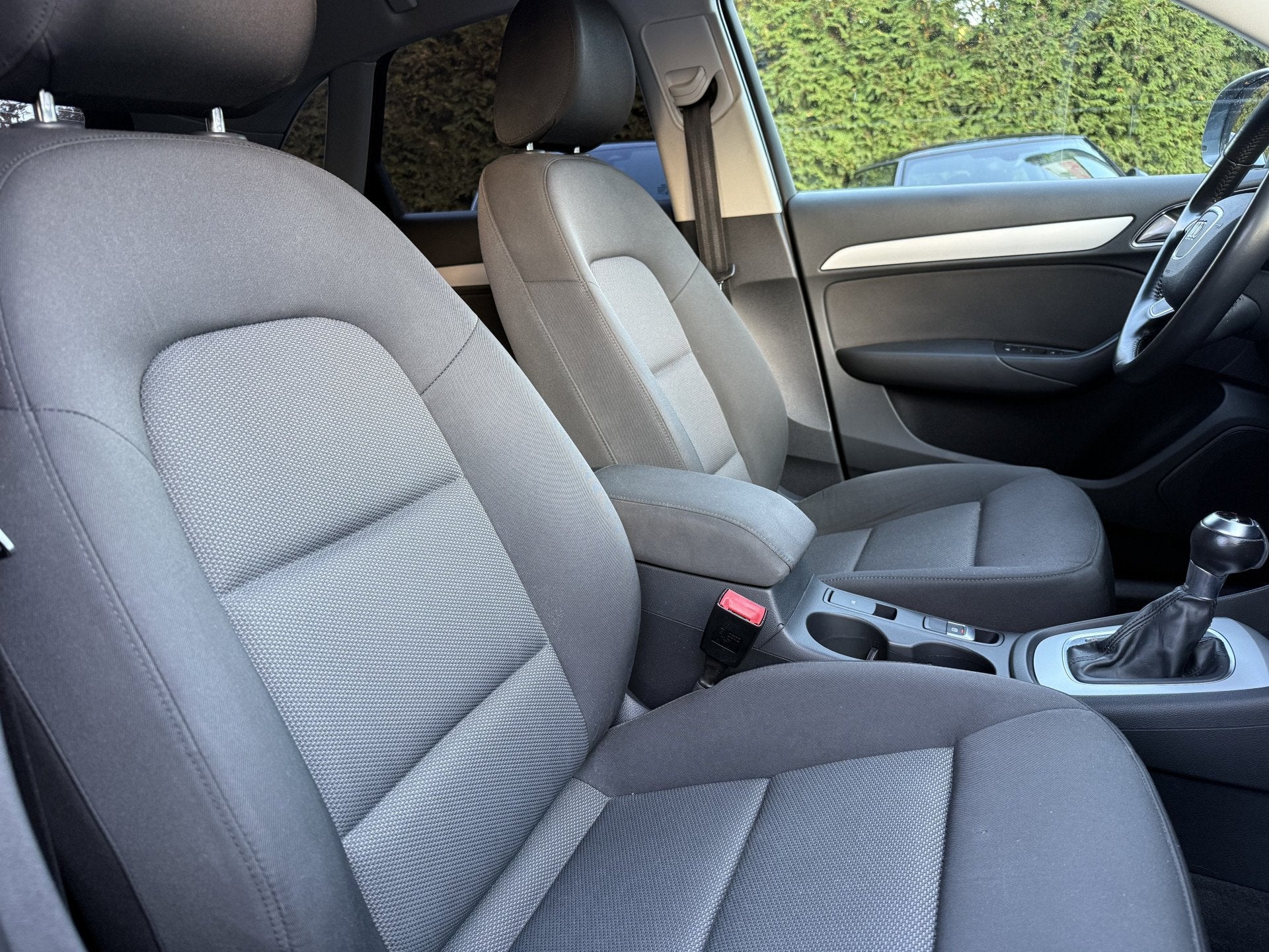 Audi Q3 150pk TFSi CoD Aut. Sport, 18inch | Navi | Led, Auto's, Euro 6, 4 cilinders, 150 pk, Grijs