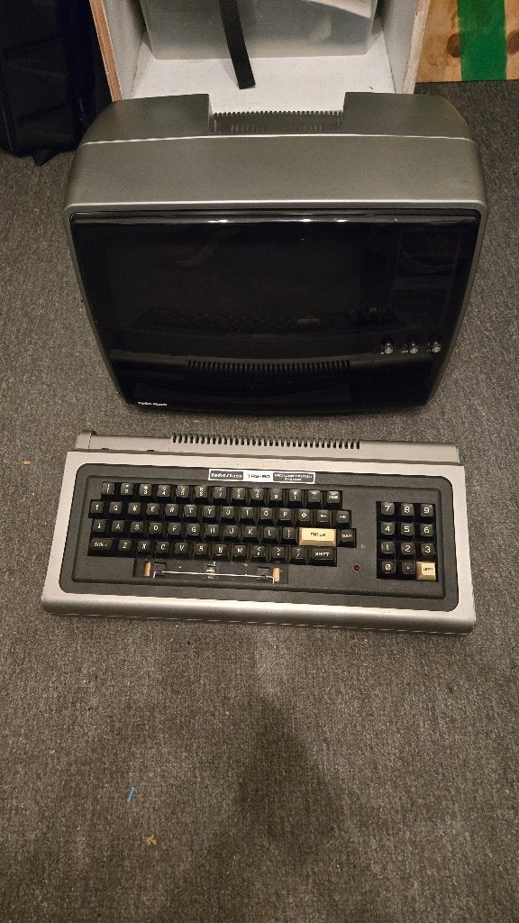 Tandy TRS-80 Model I (Level II, 16K) + Originele Monitor, Ophalen, Tandy TRS80