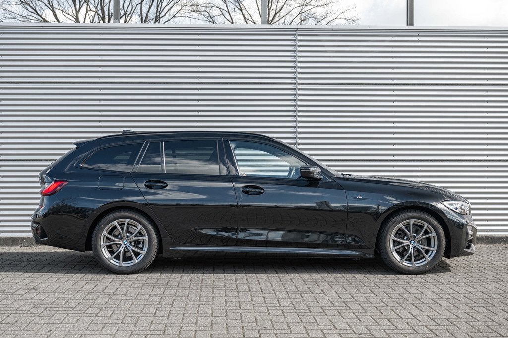 BMW 3 Serie Touring 318i Executive M Sport Automaat / Sports, Auto's, BMW, Automaat, 1998 cc, Achterwielaandrijving, Gebruikt