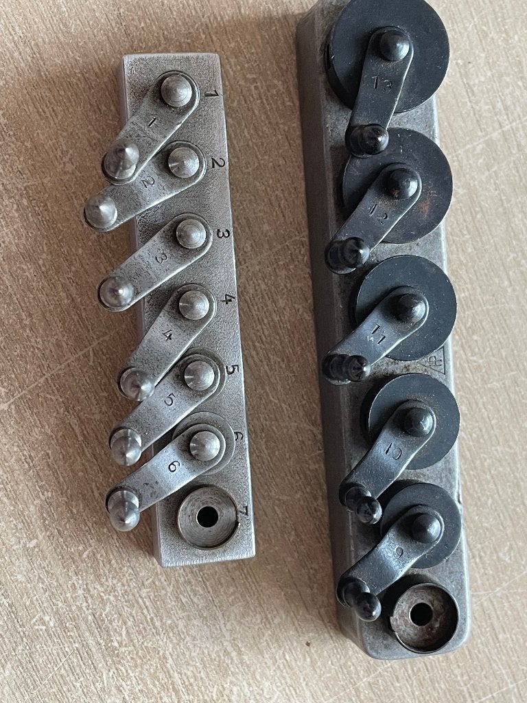 Set van twee horloge verenwinders in goede staat, Swiss Made, Antiek en Kunst, Ophalen