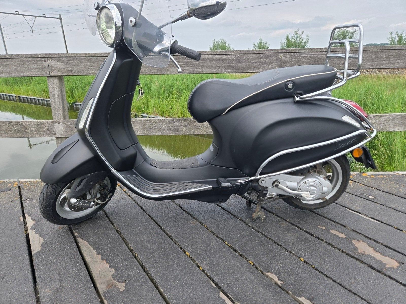 Vespa primavera met WOK., Ophalen of Verzenden, Zo goed als nieuw, Benzine, Overige modellen