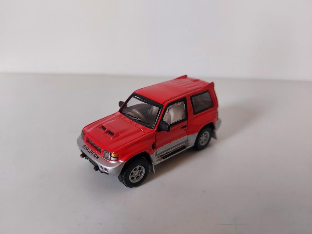 Mitsubishi Pajero Evolution in schaal 1:72, Ophalen of Verzenden, Nieuw, Auto
