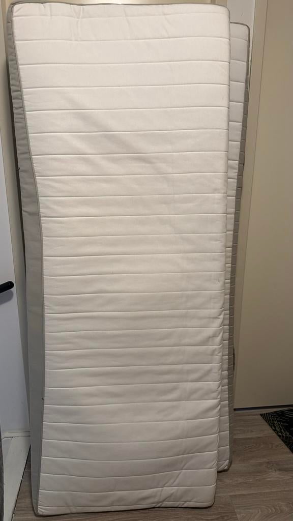 IKEA HUSVIKA Matras - Gebruikt, Huis en Inrichting, Slaapkamer | Matrassen en Bedbodems, Ophalen, Gebruikt, Eenpersoons, Overige maten
