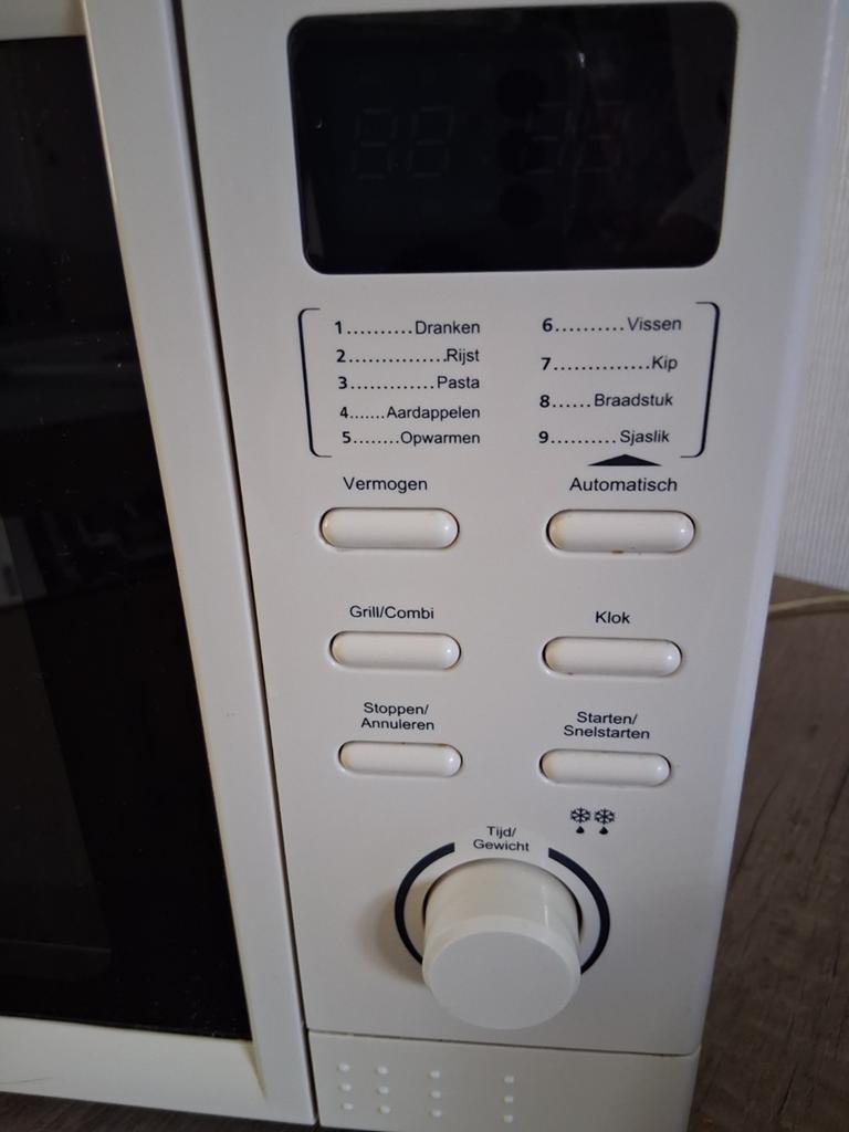 Medion Magnetron met Grill MD 10940, Gebruikt, Grill, Ophalen of Verzenden, Magnetron