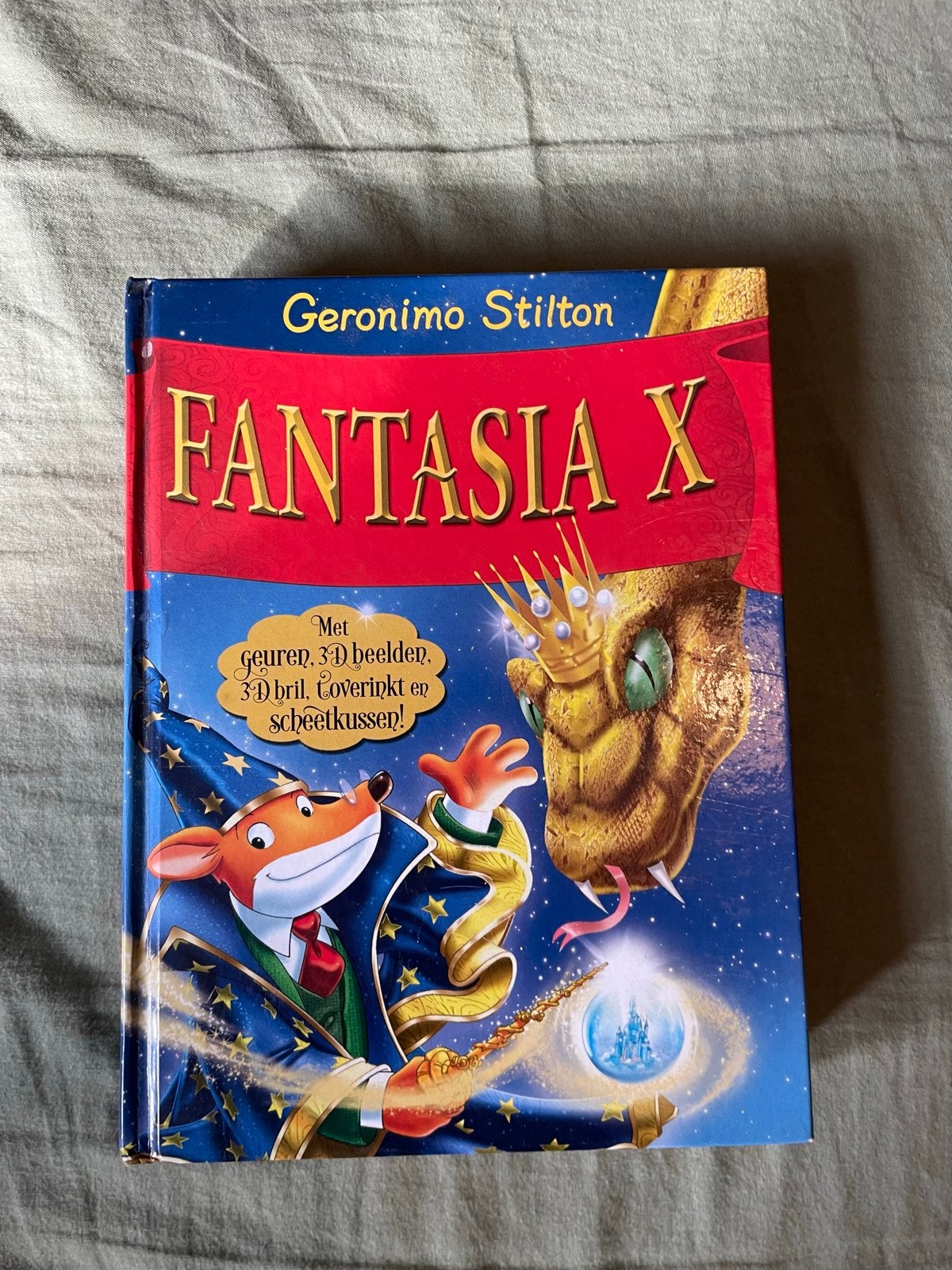 Geronimo Stilton - Fantasia X (met geuren en 3D-beelden), Boeken, Ophalen, Zo goed als nieuw, Fictie
