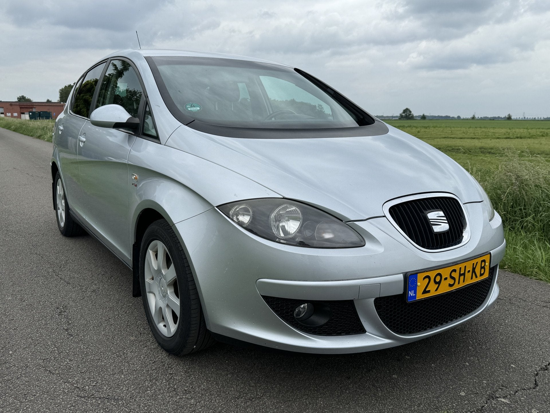 SEAT Toledo 2.0 FSI Stylance EXPORT (bj 2006), 1374 kg, Gebruikt, Zwart, 4 cilinders
