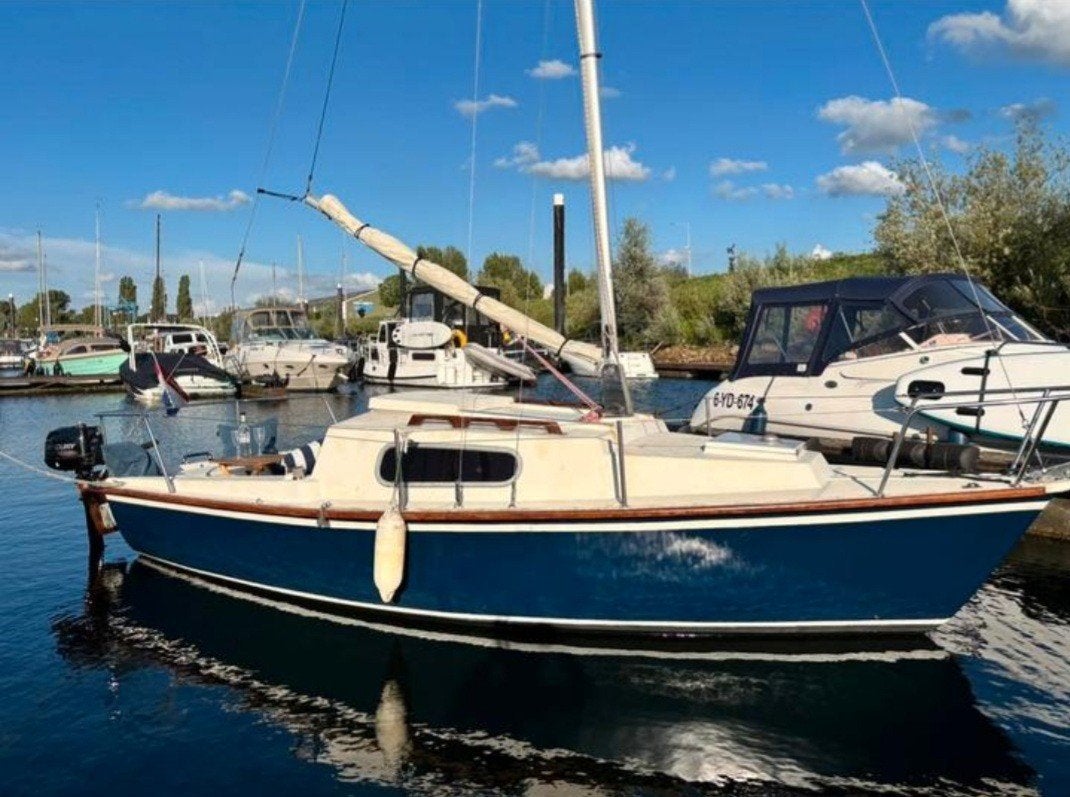 leuke complete kajuitzeilboot met trailer eventueel, Watersport en Boten, Ophalen, Gebruikt