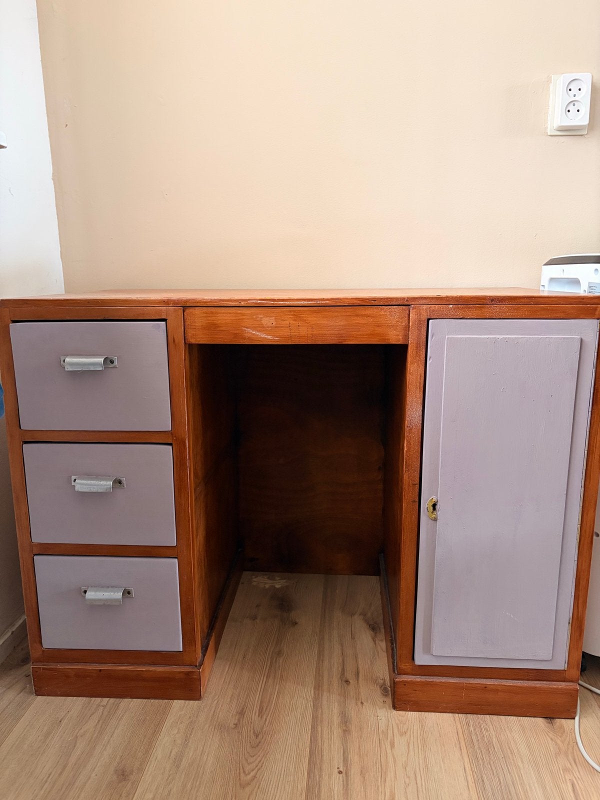 Kinderbureau, Huis en Inrichting, Bureaus, Ophalen, Gebruikt, Kinderbureau, Paars