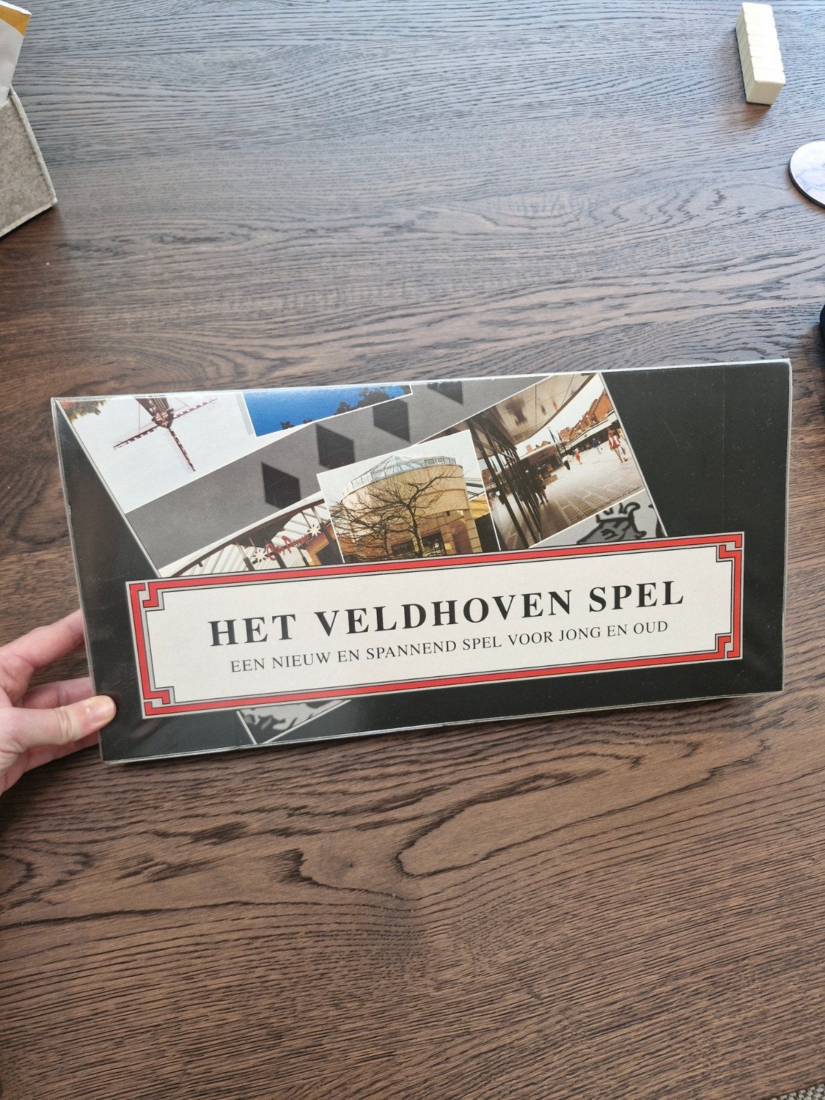 Het Veldhoven Spel - Nieuw en Spannend voor Jong en Oud, Drie of vier spelers, Ophalen, Zo goed als nieuw