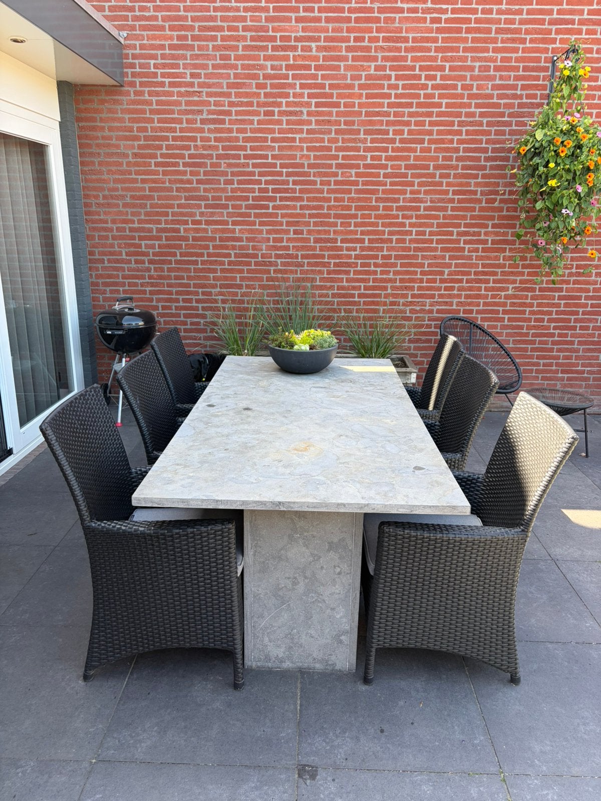 Hardstenen tafel met stoelen, Ophalen, Overige materialen, Gebruikt, 6 zitplaatsen
