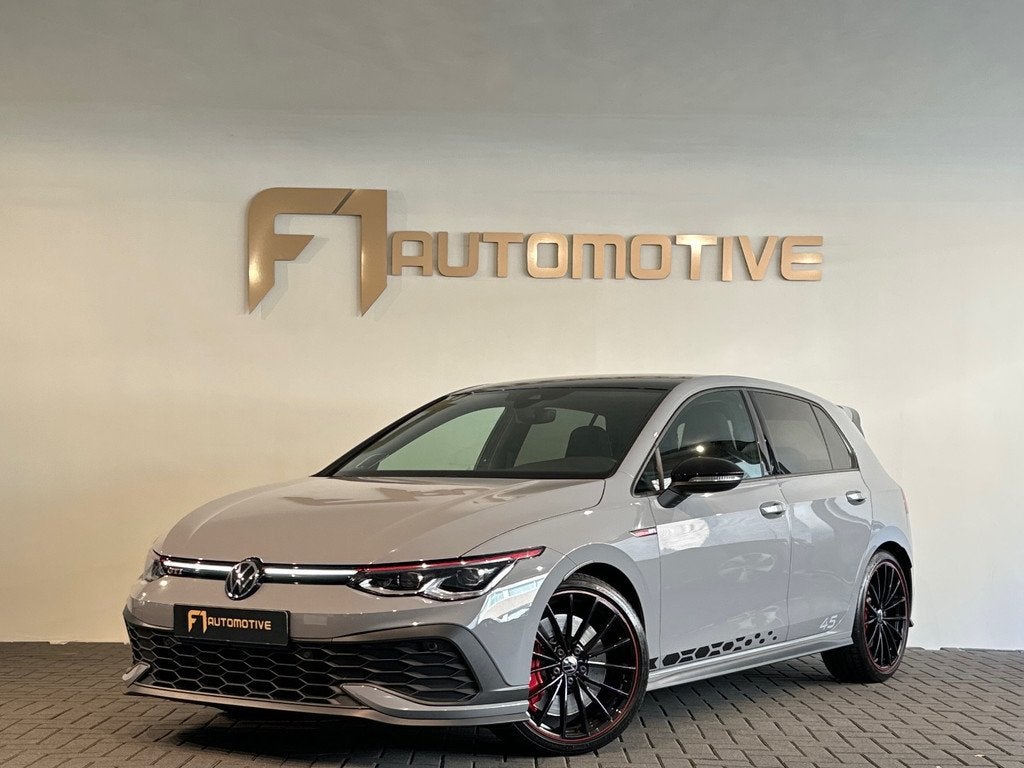 Volkswagen GOLF 2.0 TSI GTI Clubsport 45 Jahre Akrapovic|H/K, Gebruikt, 4 cilinders, 1984 cc, Bedrijf