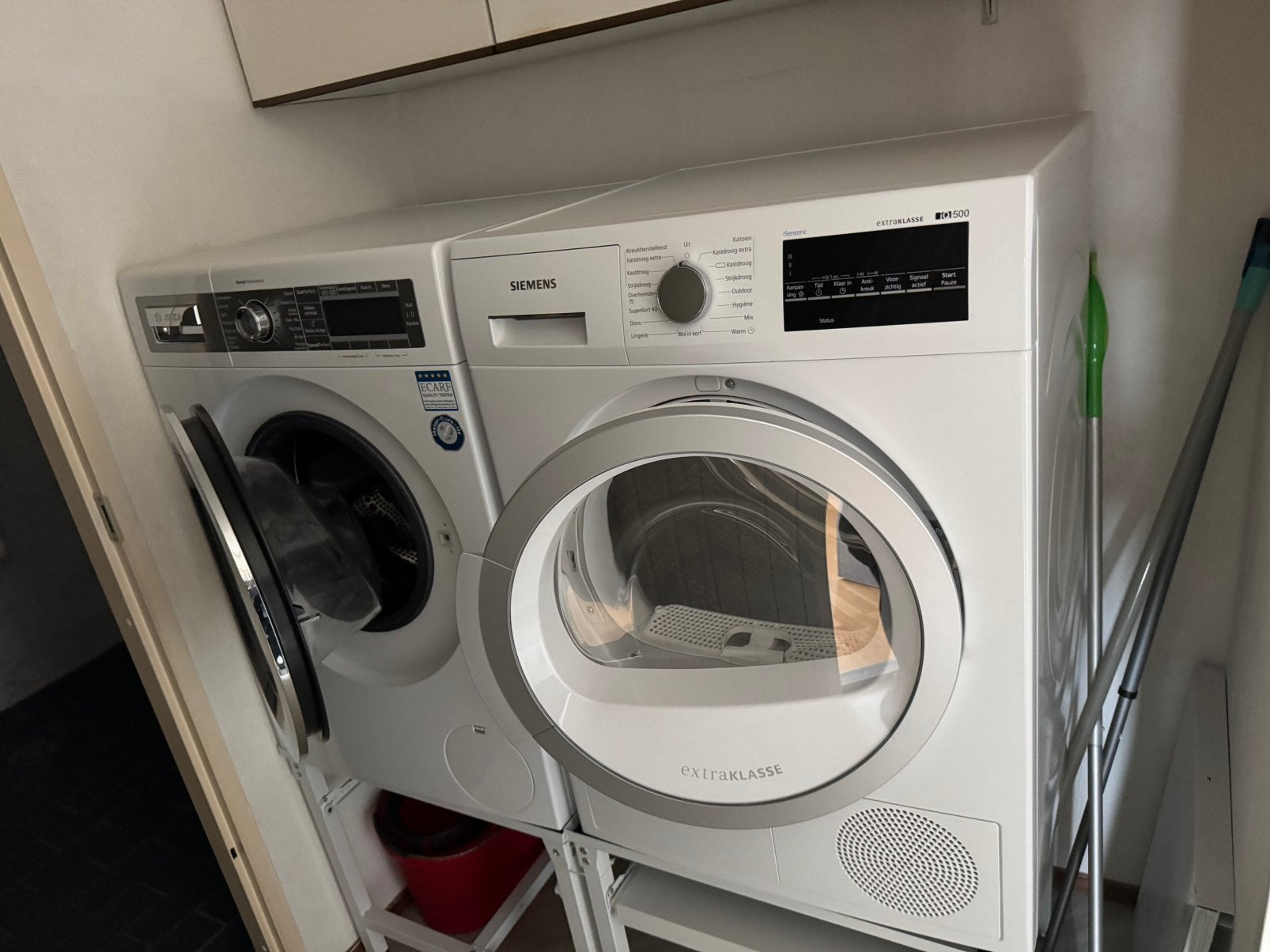 Wasmachine en droger, Ophalen, Gebruikt, 1200 tot 1600 toeren, 85 tot 90 cm