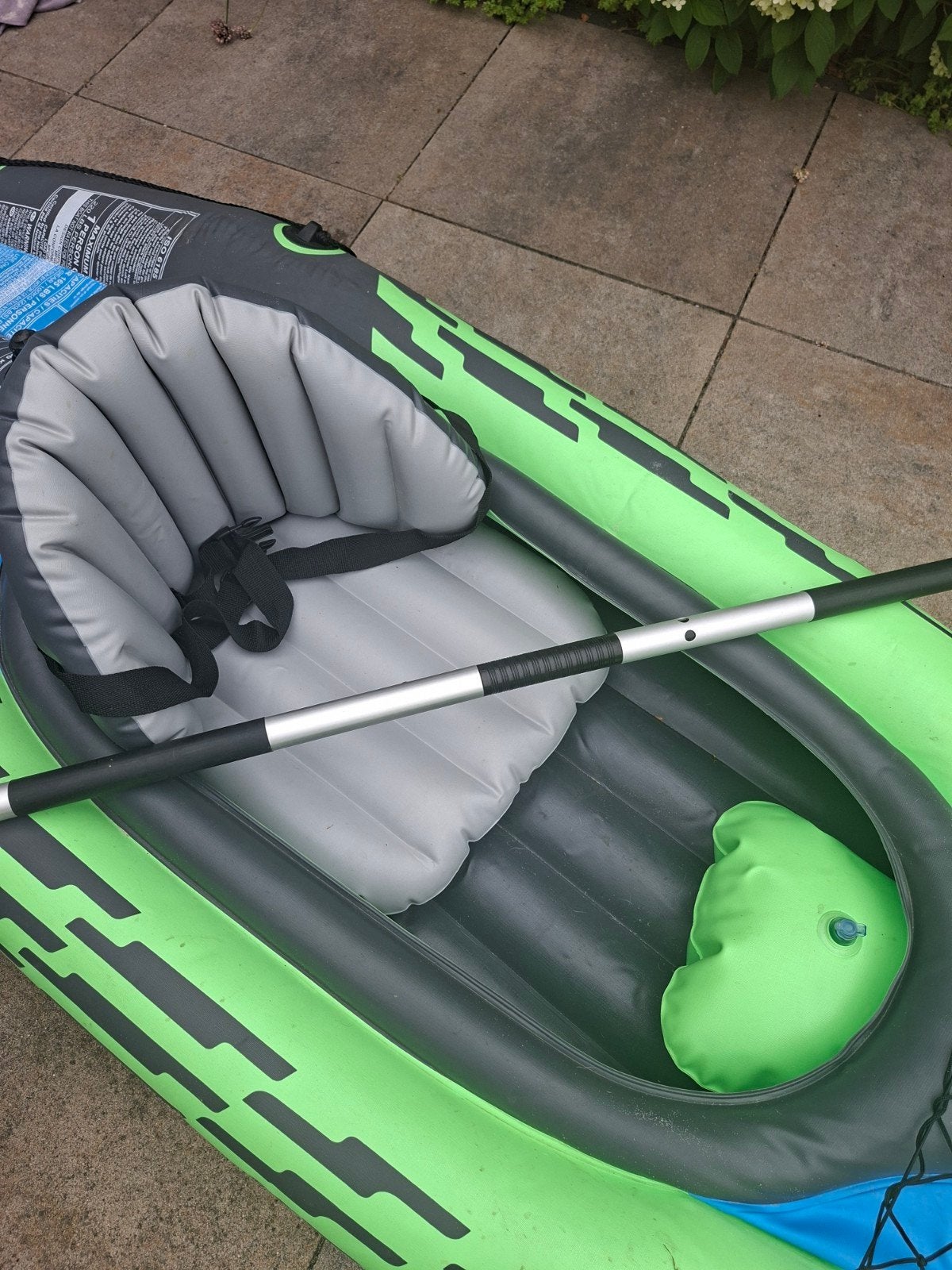 Intex Challenger 1-persoons opblaasbare kajak, Ophalen