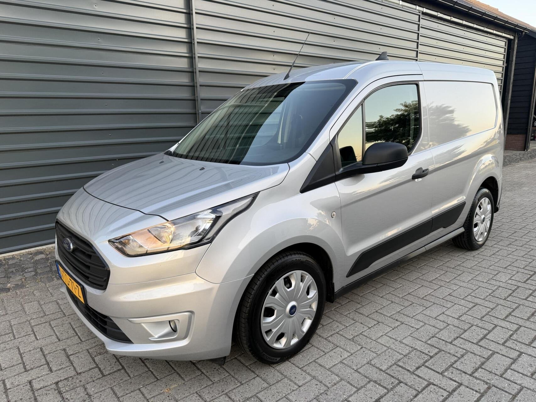 Ford Transit Connect 1.0 Benz, Airco Camera Navi Dealer onde, Voorwielaandrijving, Stof, Gebruikt, Euro 6