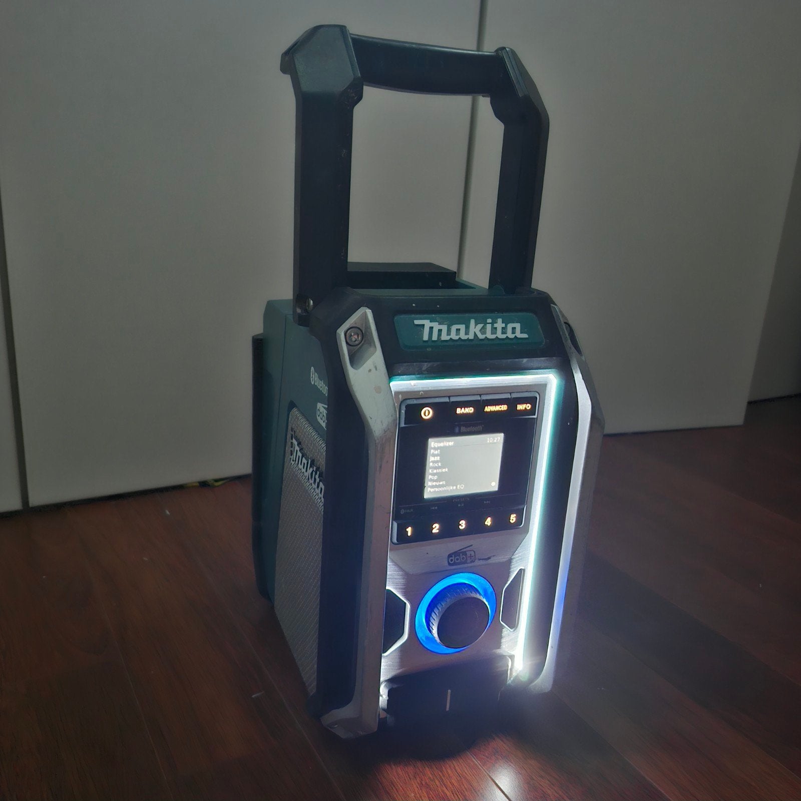Nette Dmr115 makita radio bouwradio Dab+ Bluetooth, Audio, Tv en Foto, Radio's, Ophalen of Verzenden, Gebruikt, Bouwradio