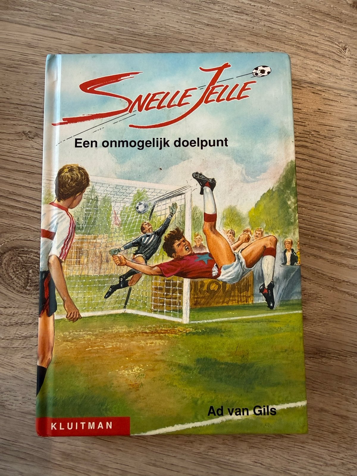 Snelle Jelle: Een onmogelijk doelpunt - Ad van Gils, Boeken, Ophalen of Verzenden, Gelezen, Fictie algemeen