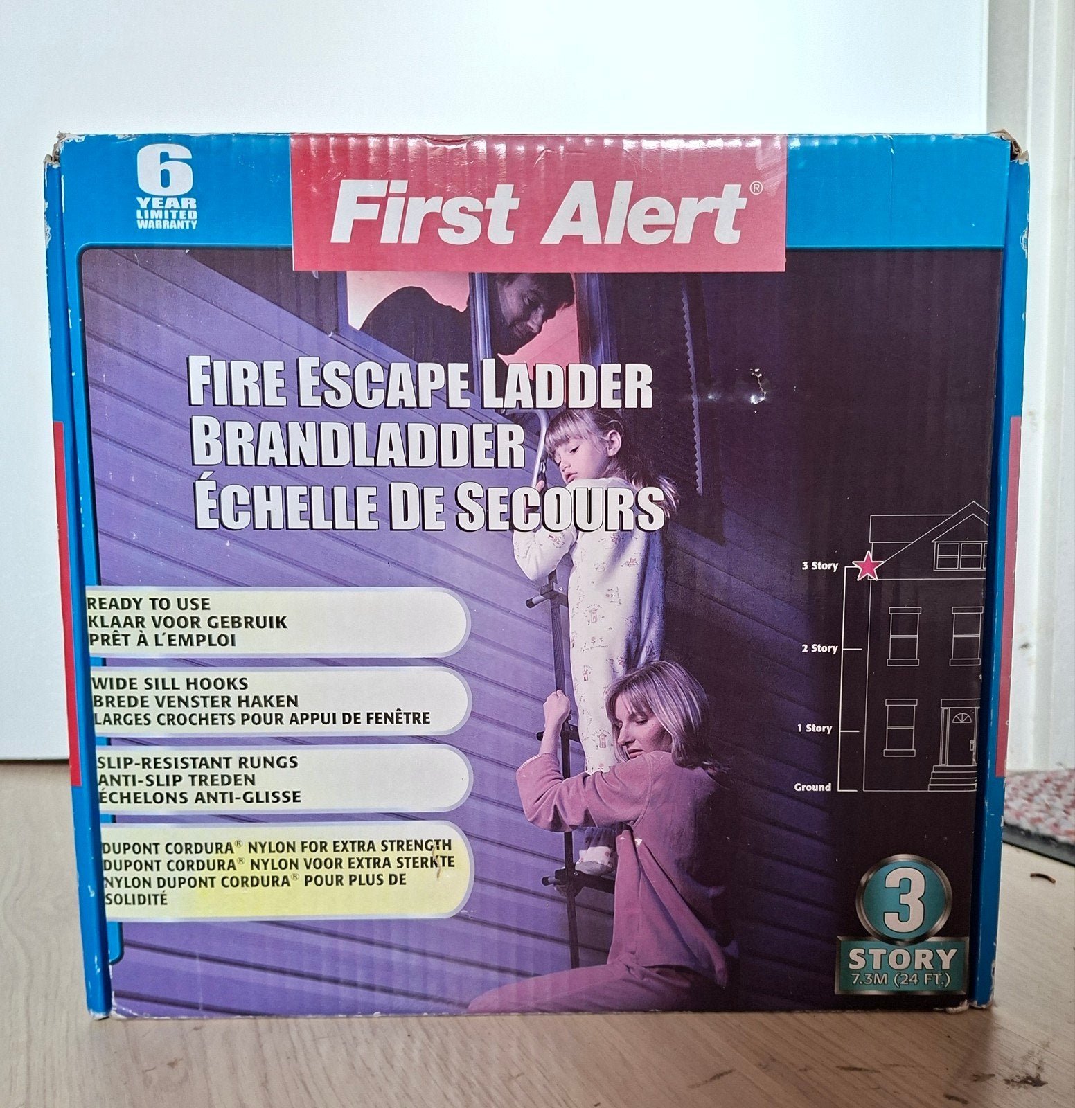 7.3 meter Nieuwe Brandladder First Aid- 3 Verdiepingen, Doe-het-zelf en Verbouw, Nieuw, Ophalen of Verzenden, Ladder, Opvouwbaar of Inschuifbaar