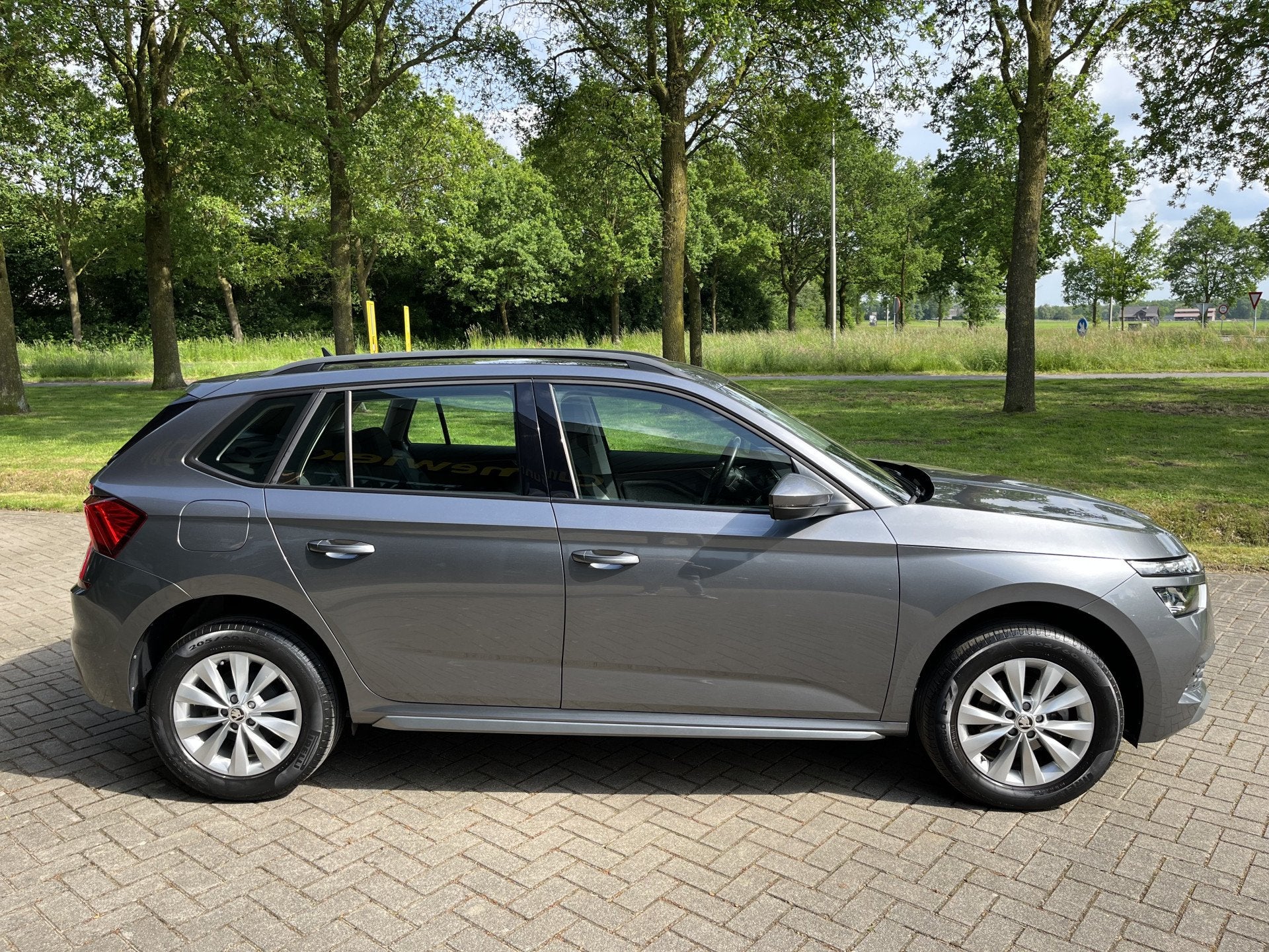 Skoda Kamiq 1.0 TSI Business Edition | ACC | CARPLAY | CLIMA, Auto's, Gebruikt, Euro 6, 620 kg, 49 €/maand