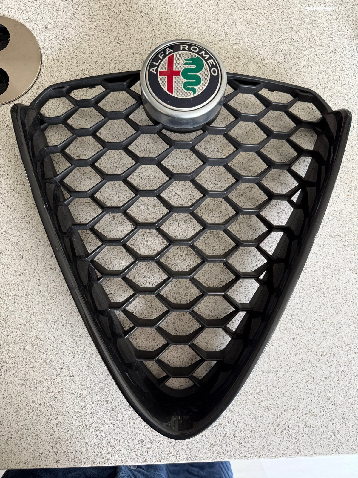 Officiële Alfa Romeo Giulia Grille met Logo, Gebruikt, Alfa Romeo, Bumper, Verzenden